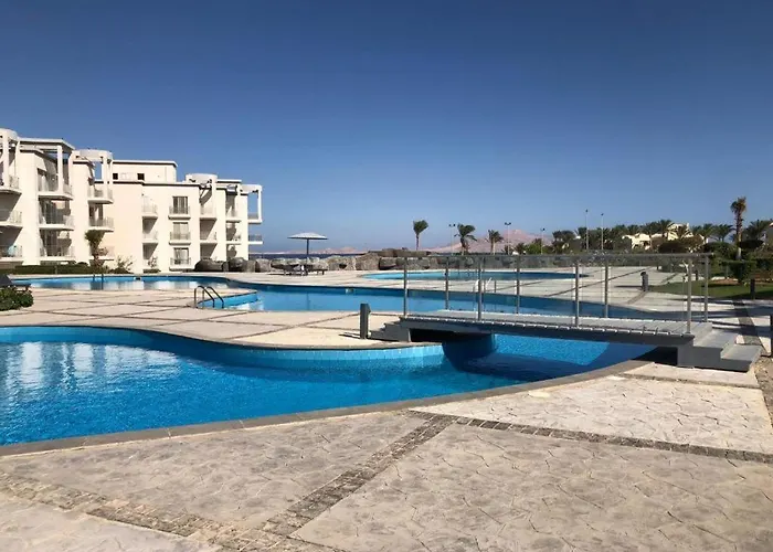 Sunny Luxury - Free & Pools Charm el-Cheikh